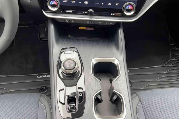 Vehicle image 13 Vehicle image 13