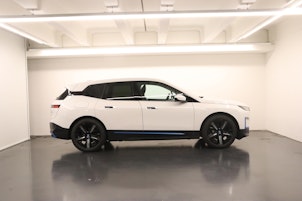 Vehicle image BMW iX xDrive50