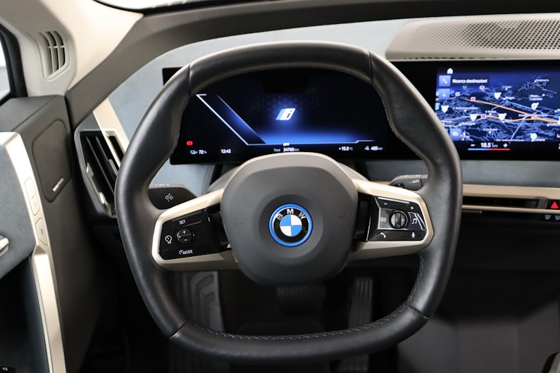 Vehicle image BMW iX