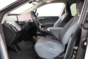 Vehicle image BMW iX xDrive50