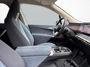 Vehicle image BMW iX xDrive50