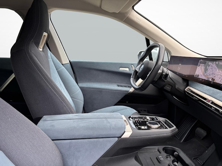 Vehicle image BMW iX
