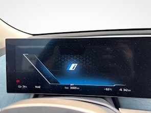 Vehicle image BMW iX xDrive50