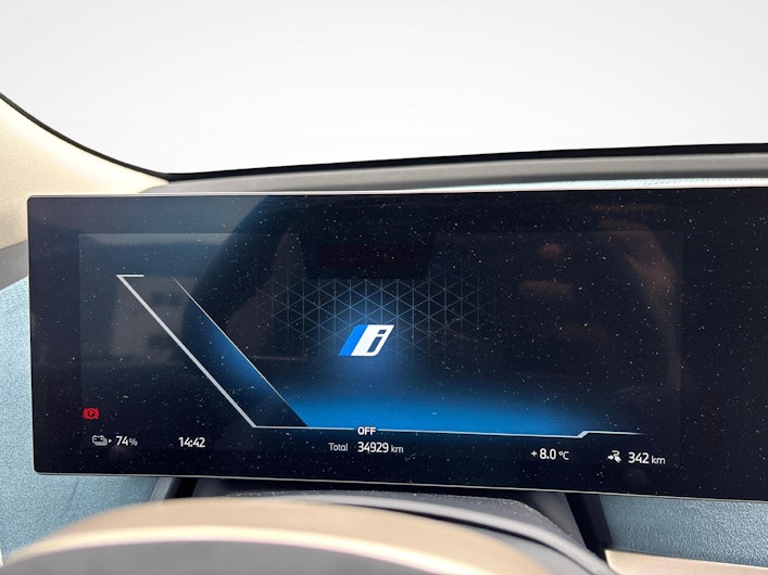 Vehicle image BMW iX