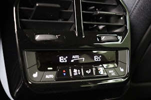 Vehicle image BMW iX xDrive50