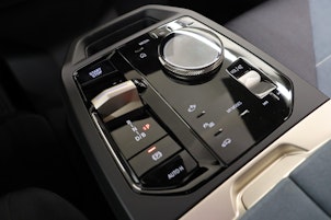 Vehicle image BMW iX xDrive50