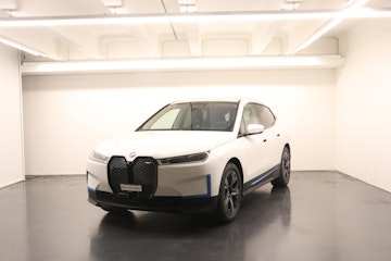 Vehicle image BMW iX xDrive50