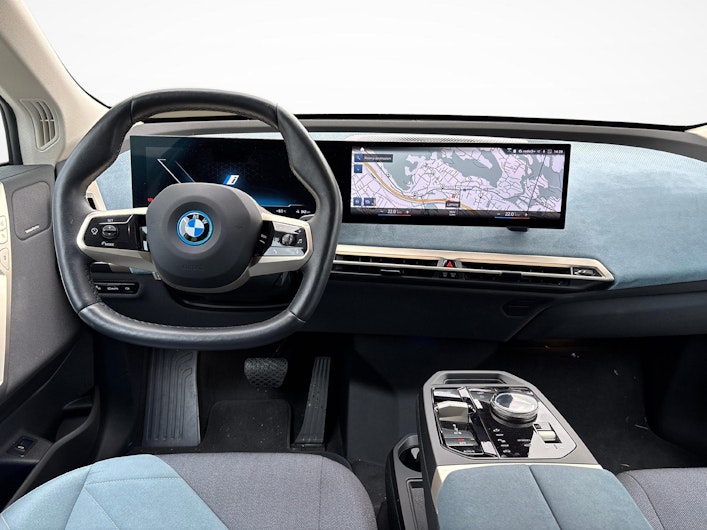 Vehicle image BMW iX