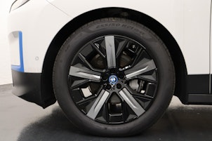 Vehicle image BMW iX xDrive50