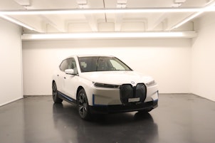 Vehicle image BMW iX xDrive50