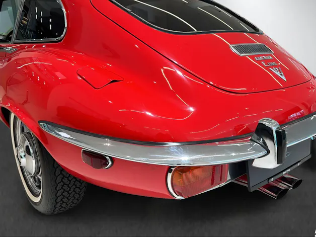 Jaguar Series 3 V12