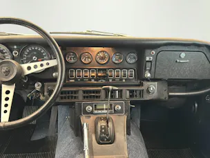 Jaguar Series 3 V12