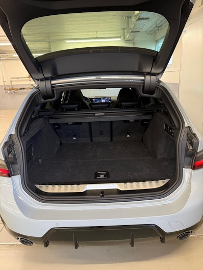 Vehicle image BMW 3 SERIES