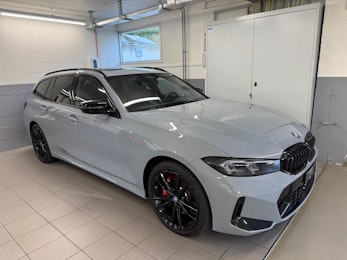 Vehicle image BMW 330e xDrive Touring