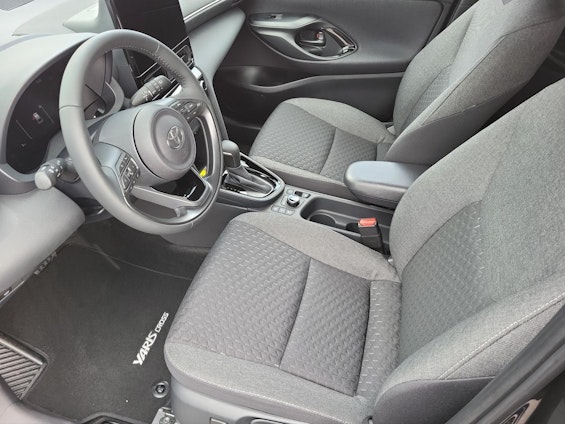 Vehicle image 10 Vehicle image 10