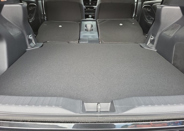 Vehicle image 14 Vehicle image 14