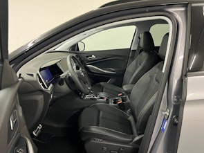 Vehicle image OPEL Grandland 1.6 T PHEV GSE