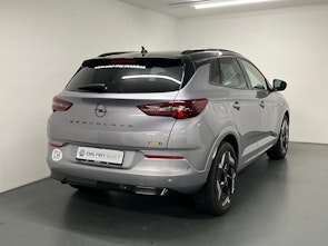 Vehicle image OPEL Grandland 1.6 T PHEV GSE