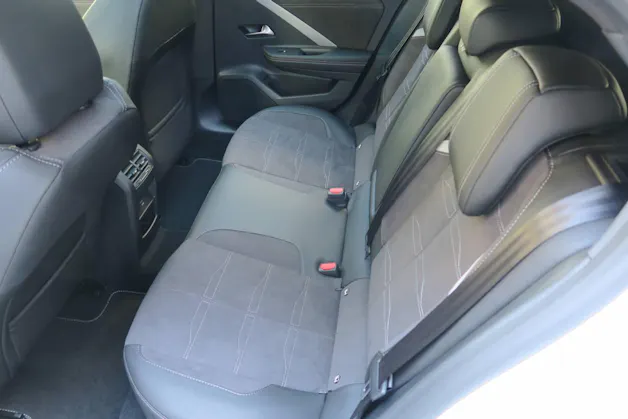 Opel Astra 1.6 T PHEV Ultimate