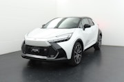 First vehicle image