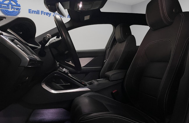 Vehicle image 8 Vehicle image 8