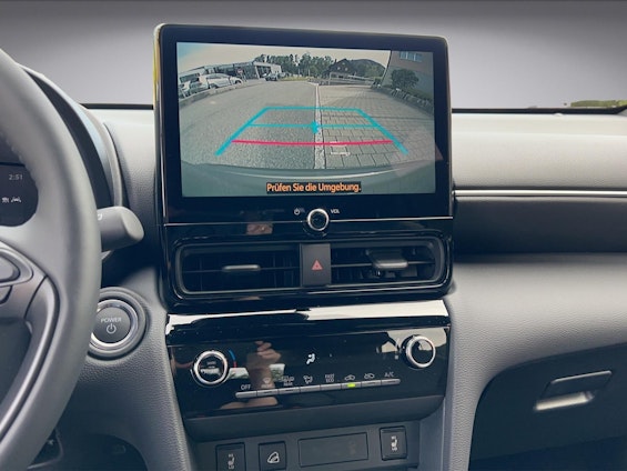 Vehicle image 32 Vehicle image 32