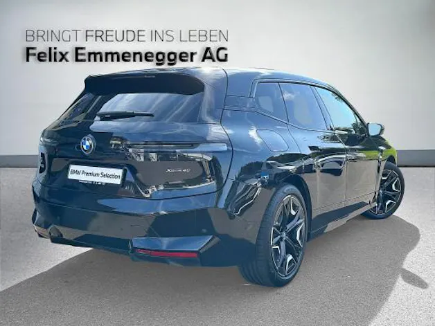 BMW iX xDrive40 Launch Ed.