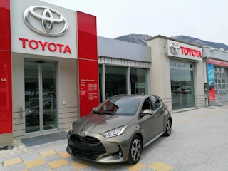 Vehicle image TOYOTA YARIS