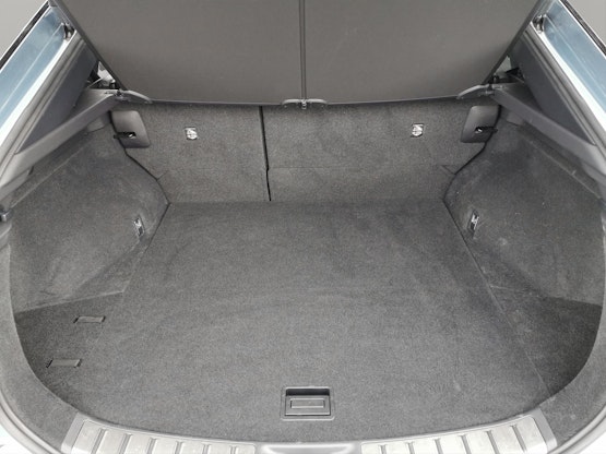 Vehicle image 19 Vehicle image 19