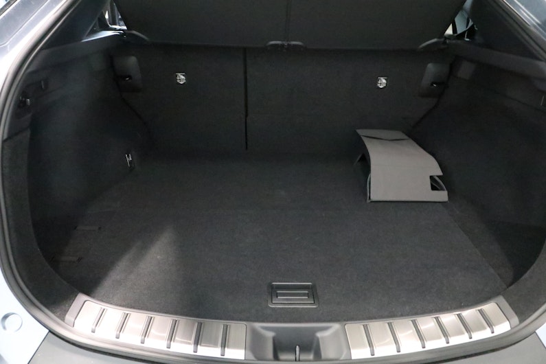 Vehicle image LEXUS RZ