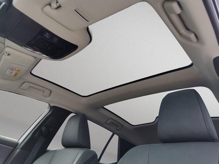 Vehicle image LEXUS RZ