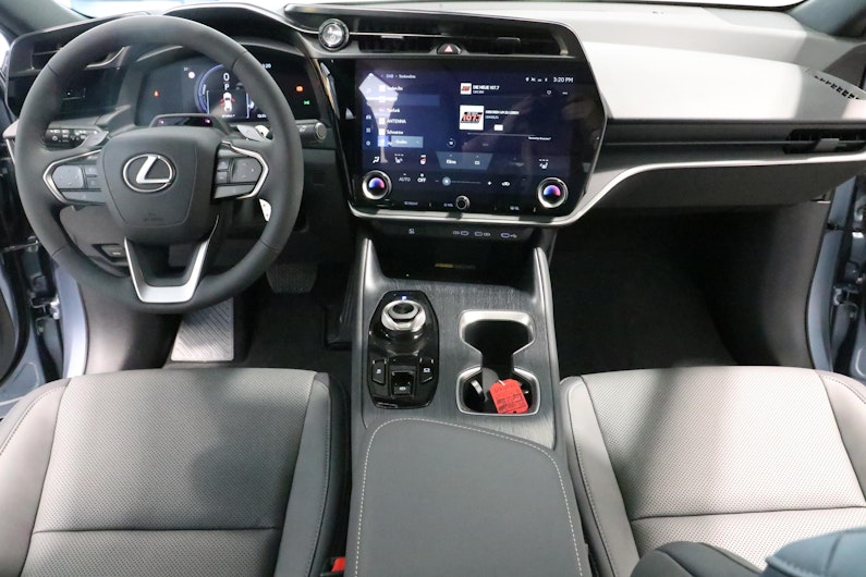 Vehicle image LEXUS RZ