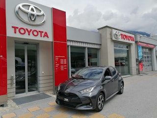 Vehicle image TOYOTA YARIS