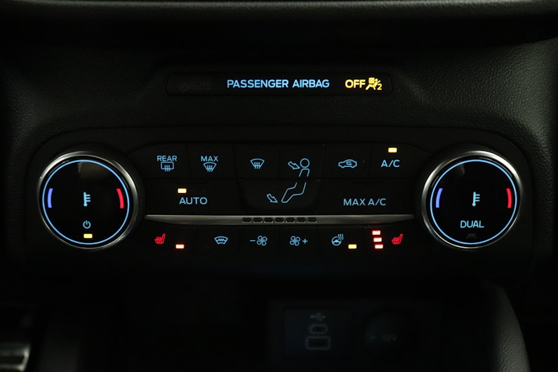 Vehicle image FORD KUGA