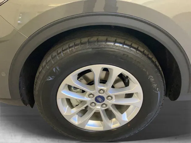 Ford Kuga 2.5 Hybrid Titanium X 4x4