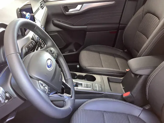 Ford Kuga 2.5 Hybrid Titanium X 4x4