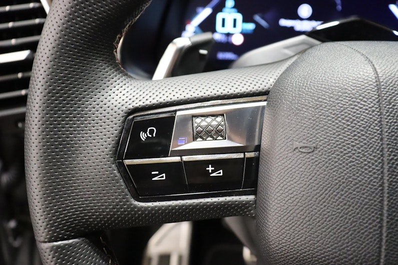 Vehicle image DS AUTOMOBILES DS7