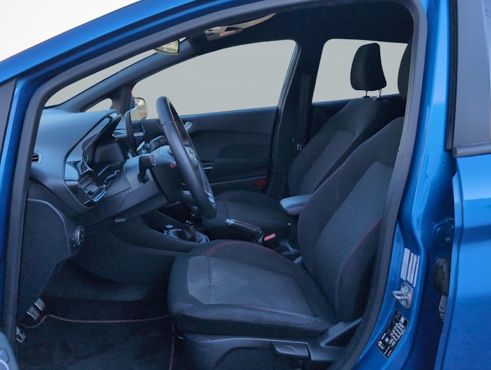 Vehicle image FORD FIESTA