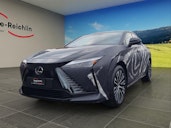 First vehicle image