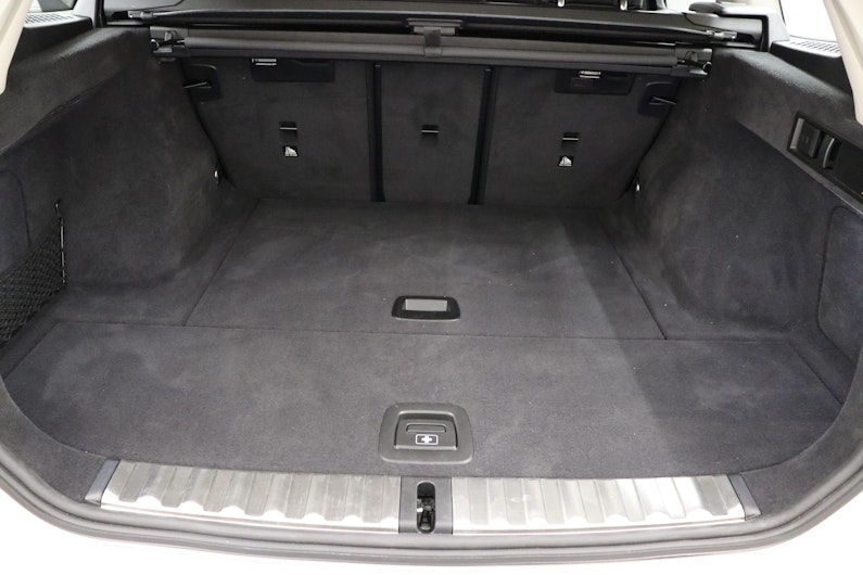 Vehicle image BMW 3 SERIES