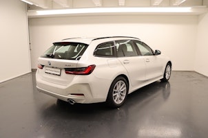 Vehicle image BMW 320d xDrive SAG Touring