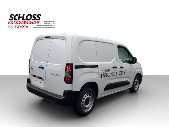 Vehicle image 2 Vehicle image 2