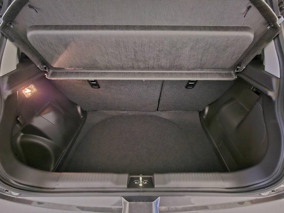 Vehicle image 5 Vehicle image 5