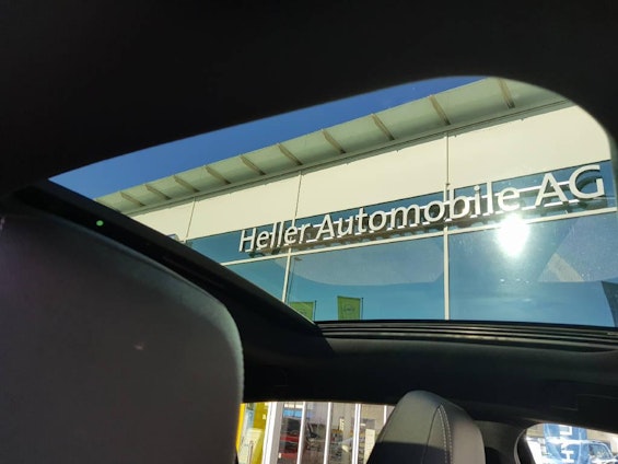 Vehicle image 13 Vehicle image 13