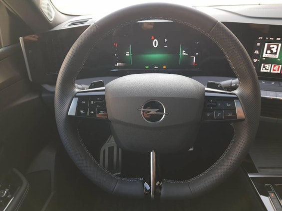 Vehicle image 5 Vehicle image 5