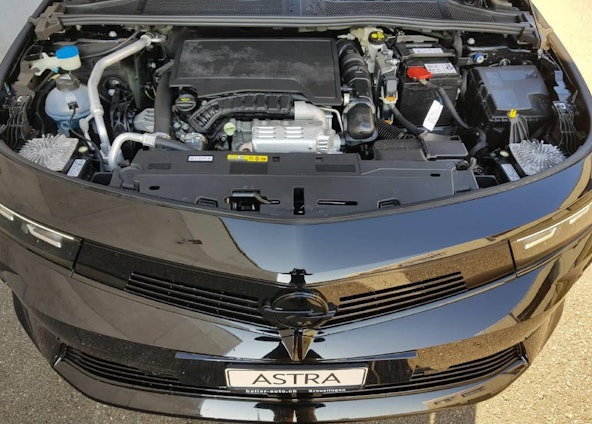 Vehicle image 10 Vehicle image 10