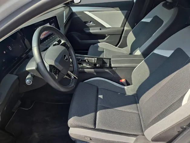 OPEL Astra 1.2 T 130 Swiss