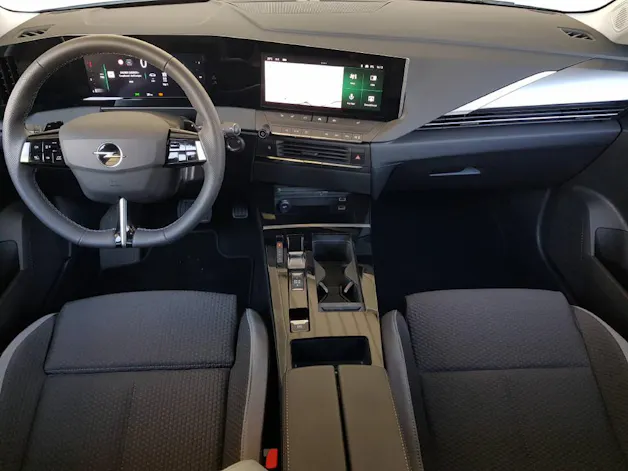 Opel Astra 1.2 T 130 Swiss