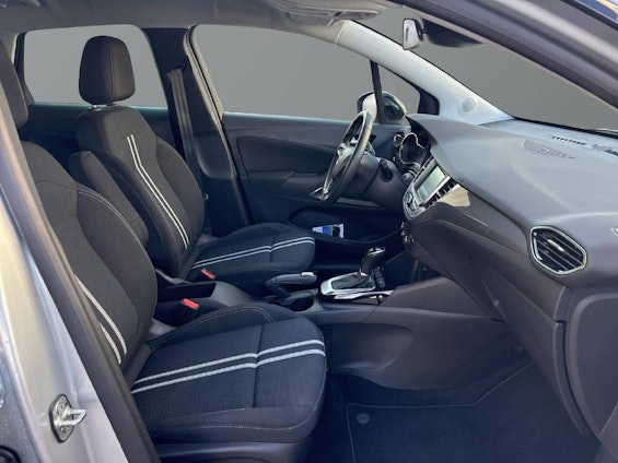 Vehicle image 9 Vehicle image 9