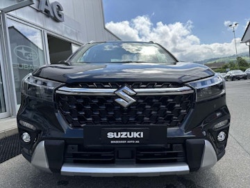 Vehicle image SUZUKI S-CROSS 0